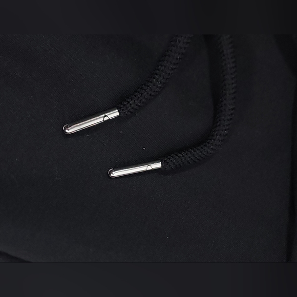 Shein "Friends Don't Lie" Women's Crop Hoodie Sweatshirt Size Small Black - Picture 3 of 10